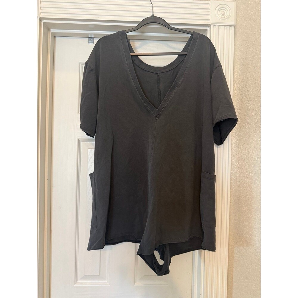 NWT Free People Hot Shot Tee Romper size M - Picture 4 of 4